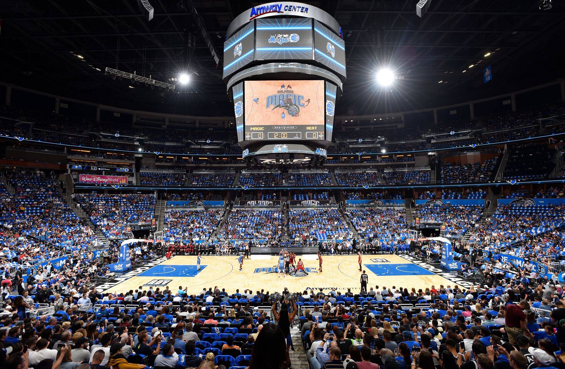 Jogo Basquete Amway Center Orlando Florida Quarta Feira Janeiro 2020 —  Fotografia de Stock Editorial © headlinephotos #405344840